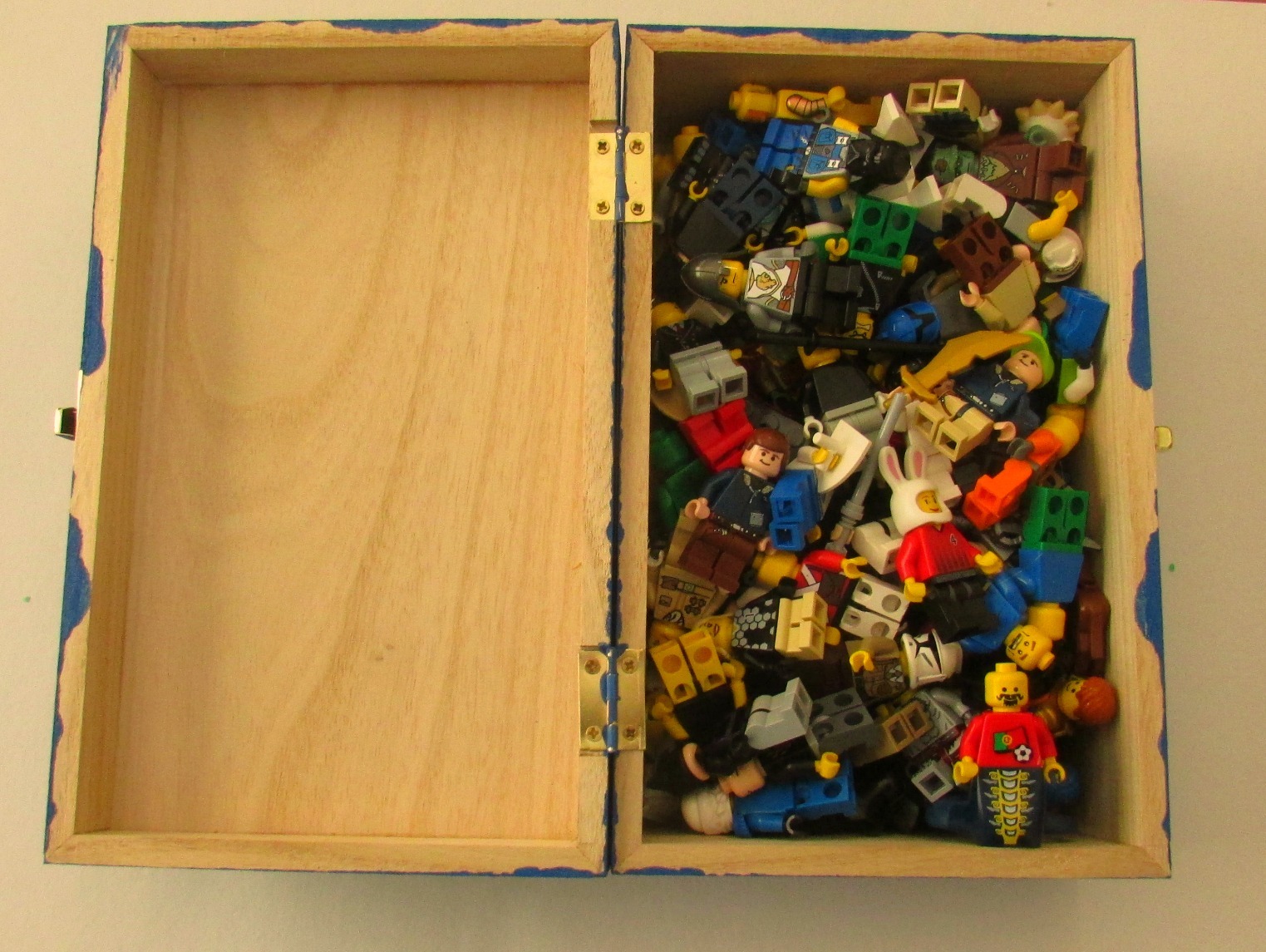 DIY Lego Travel Box