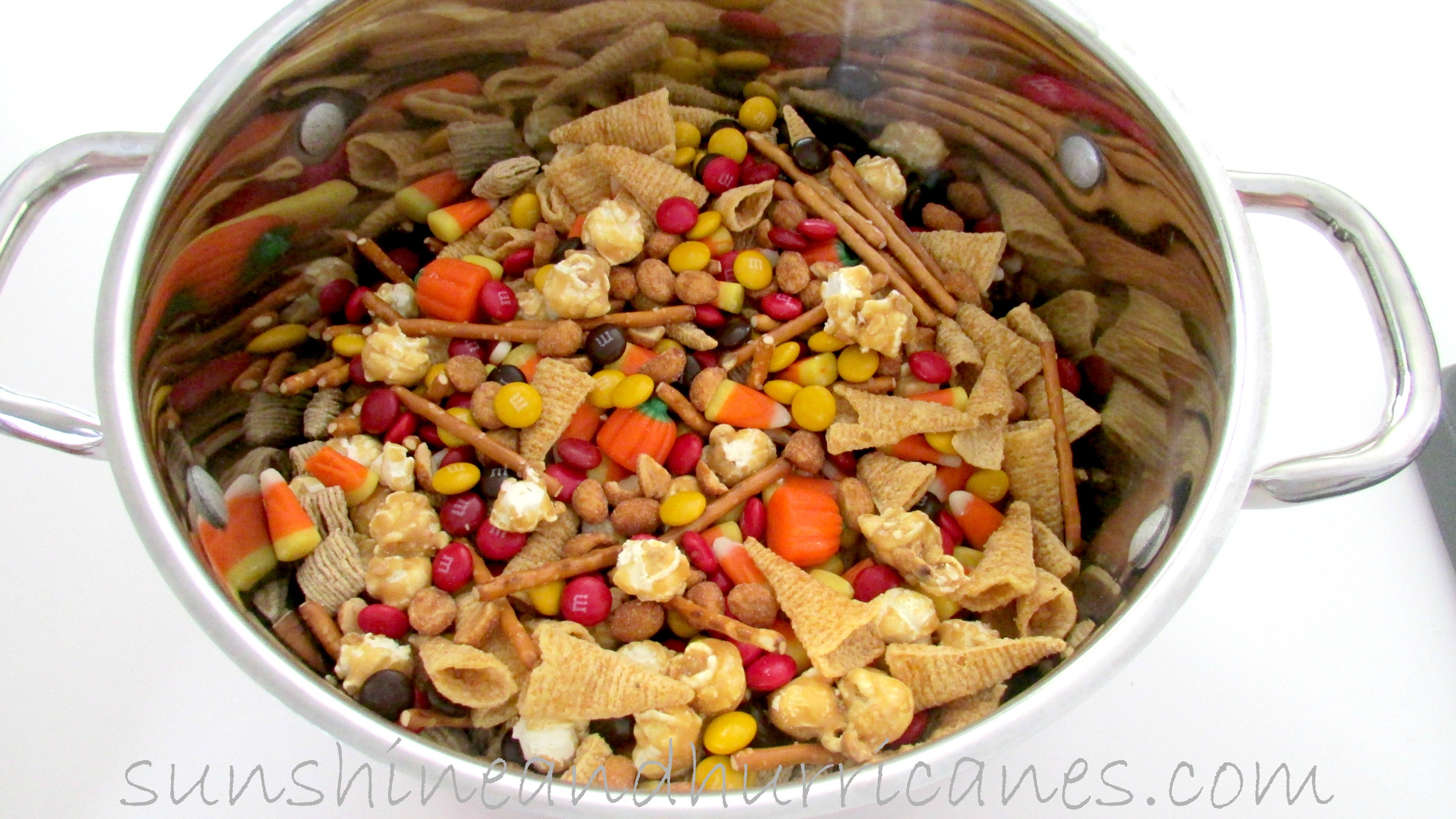 Scarecrow Snack Mix