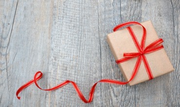 How to Save On Holiday Gifts