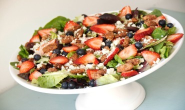 Simple Summer Salad. SunshineandHurricanes.com