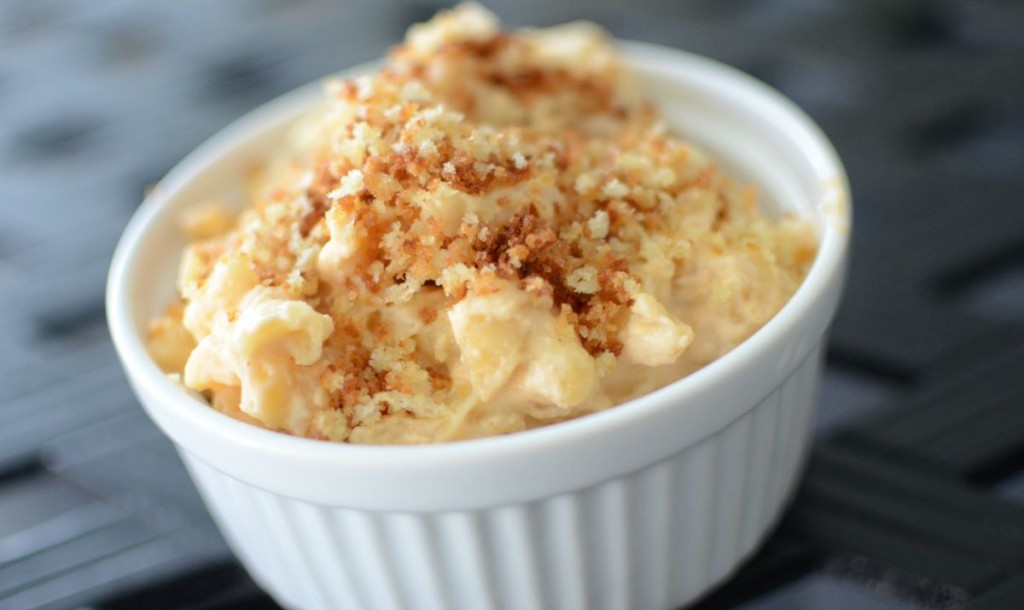 Crock Pot Mac and Cheese.SunshineandHurricanes.com