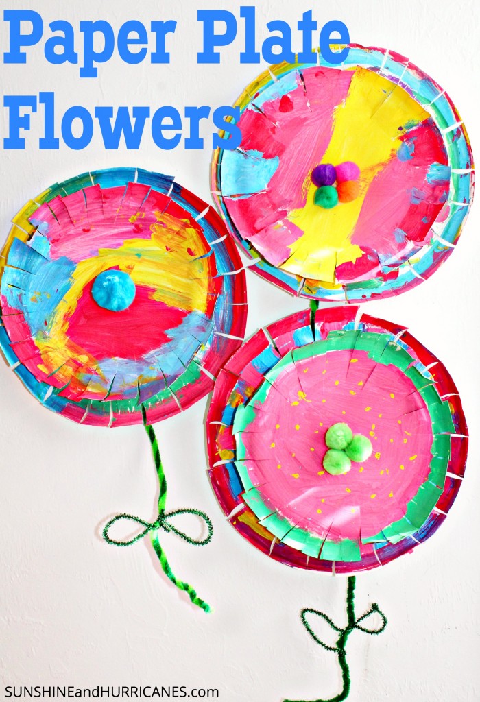 These bright and easy to make Paper Plate Flowers are a quick craft for kids of all ages! Perfect for Mother's Day, a birthday party, or the classroom, creativity reigns with this project! No trip to the craft store required, take the art outside and make memories this Spring and Summer! #ad #GoGosqueeZSquad