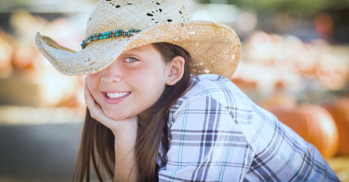 10 Things Every Mom Wants Her Tween Girl To Know