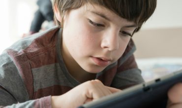 When raising a child on the autism spectrum, today's technology can be a powerful tool for parents, educators and therapist. These 10 Autism Apps are highly rated and can help autistic children with a number of challenges they face. Autism| Autism Apps| Apps for Kids| Special Needs|Apps for Kids with Special Needs