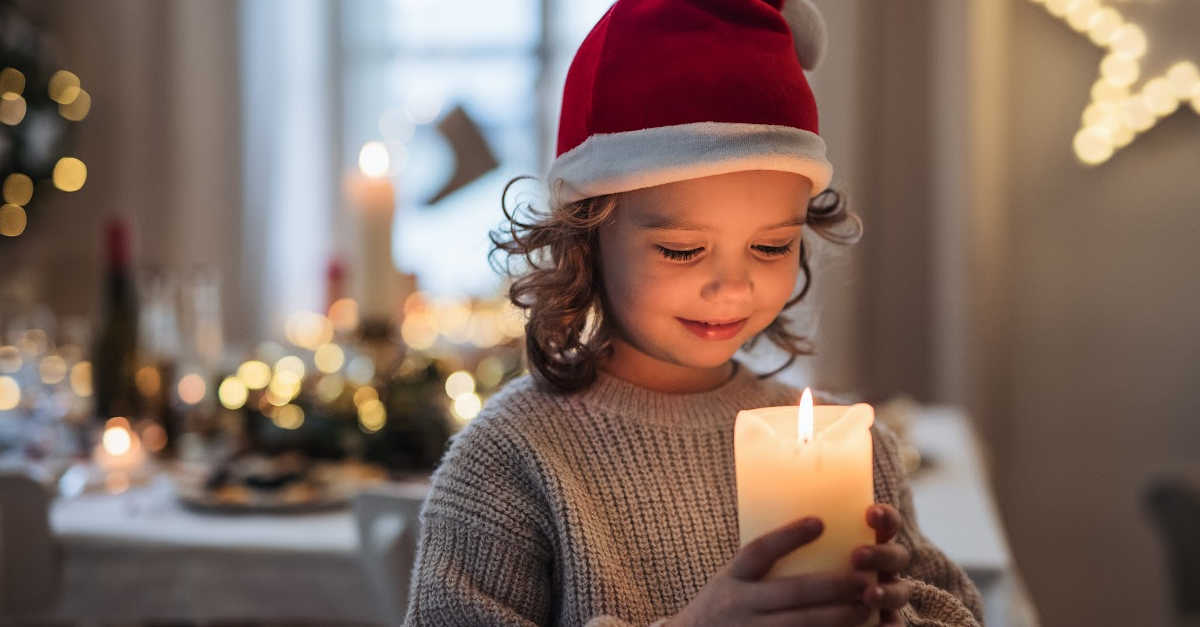 50 family christmas tradition to build memories FB